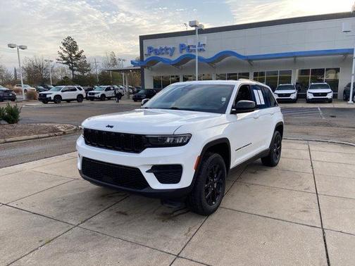 2024 Jeep Grand Cherokee Laredo