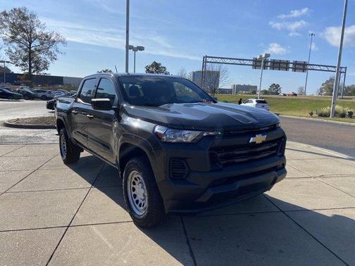2023 Chevrolet Colorado WT