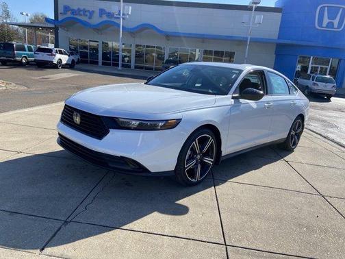 Platinum White Pearl 2026 Honda Accord SE