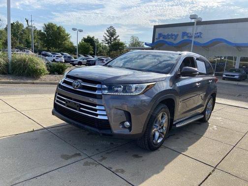 Predawn Gray Mica 2017 Toyota Highlander Limited Platinum