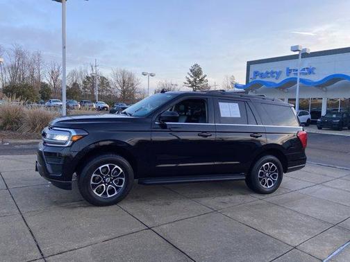 2024 Ford Expedition XLT