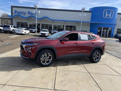 2025 Chevrolet Trax LT