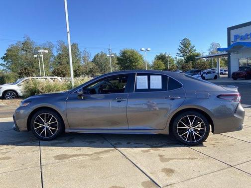 2021 Toyota Camry SE Nightshade