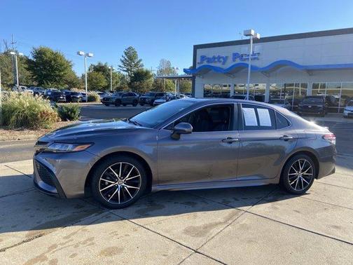 2021 Toyota Camry SE Nightshade