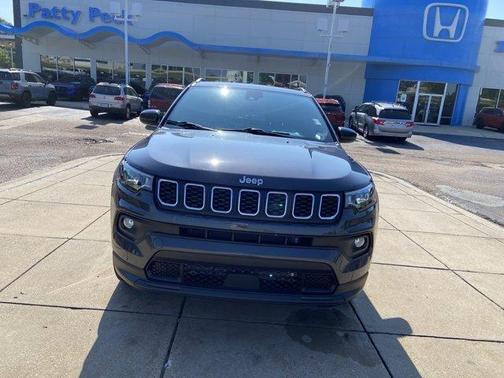2024 Jeep Compass Latitude Lux