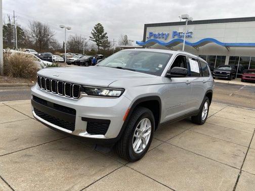 2023 Jeep Grand Cherokee L Laredo