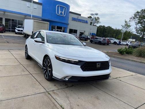 2024 Honda Accord Hybrid Touring
