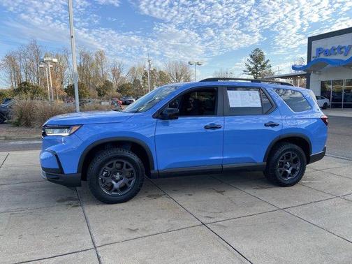 2025 Honda Pilot TrailSport