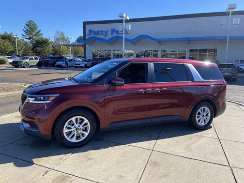 2022 Kia Carnival LXS