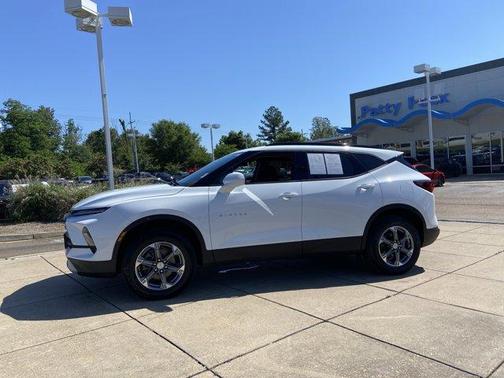 Summit White 2024 Chevrolet Blazer LT