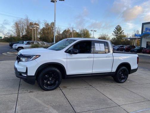 2025 Honda Ridgeline Black Edition
