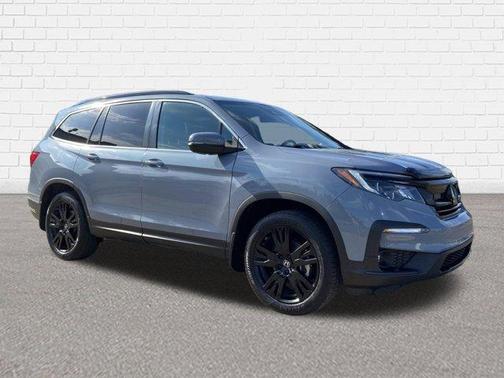 Sonic Gray Pearl 2022 Honda Pilot Special Edition