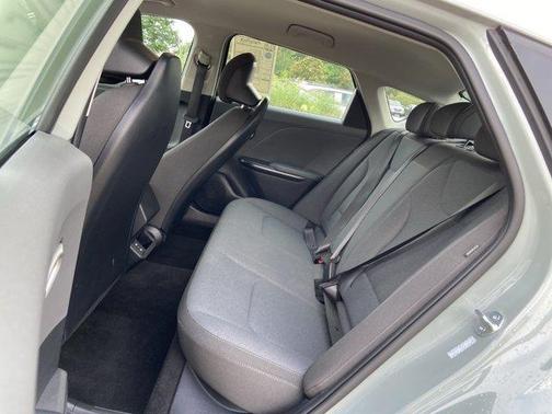 Steel Gray 2025 Kia K4