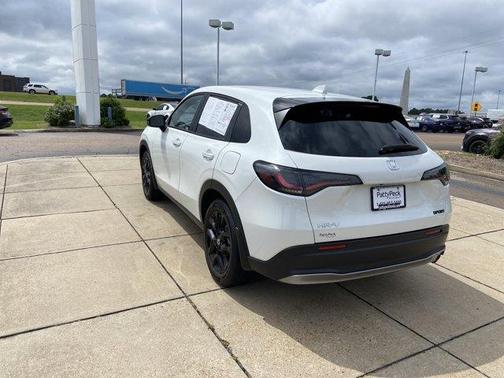 Platinum White 2024 Honda HR-V Sport