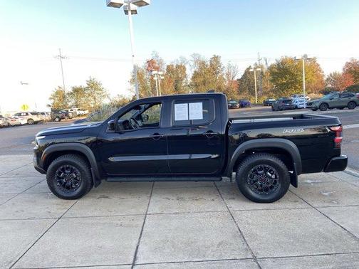 2022 Nissan Frontier PRO-4X