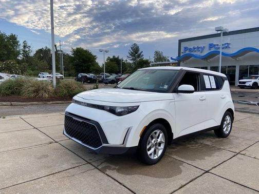 2023 Kia Soul S