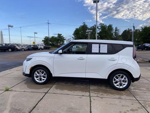 2023 Kia Soul S