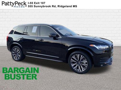 2022 Volvo XC90 T6 Momentum 7 Passenger