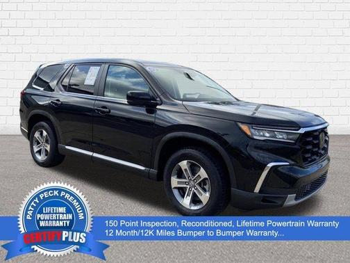 Crystal Black Pearl 2023 Honda Pilot EX-L 7-Passenger