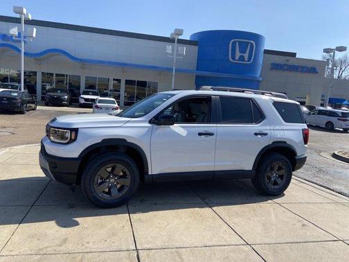 Platinum White Pearl 2026 Honda Passport Sport
