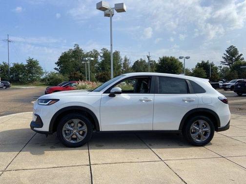 2026 Honda HR-V LX
