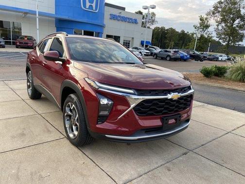 2024 Chevrolet Trax LT