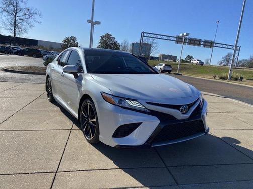 2020 Toyota Camry XSE