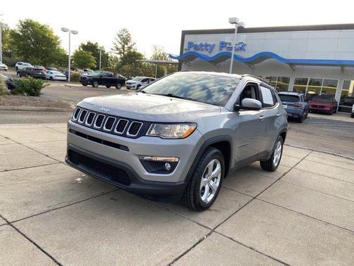 Billet Silver Metallic Clearcoat 2019 Jeep Compass Latitude