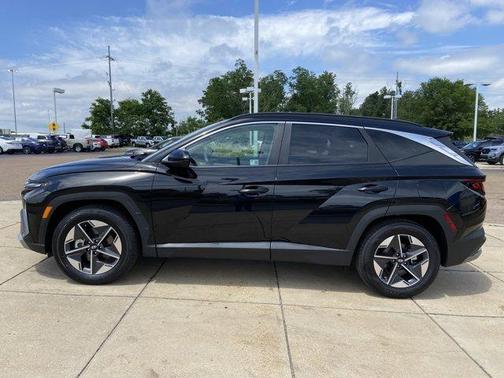 Phantom Black 2025 Hyundai TUCSON SEL
