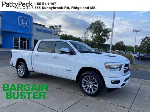 Bright White Clearcoat 2023 RAM 1500 Laramie