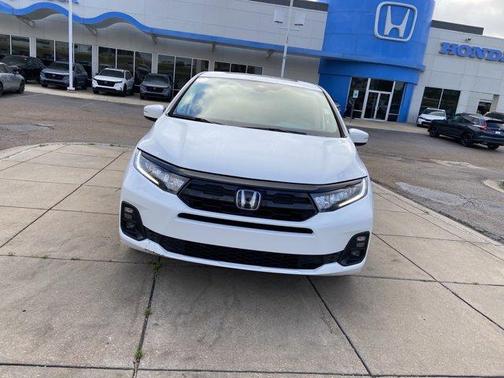 Platinum White Pearl 2025 Honda Odyssey Touring