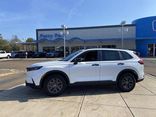 Platinum White Pearl 2026 Honda CR-V Hybrid TrailSport