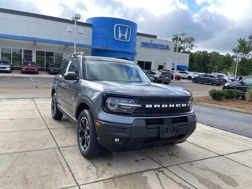 Gray Metallic 2025 Ford Bronco Sport Outer Banks