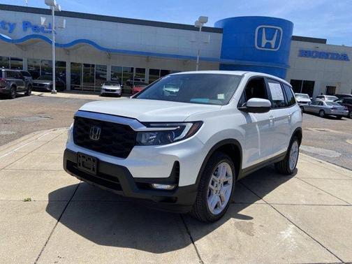 Platinum White Pearl 2025 Honda Passport EX-L