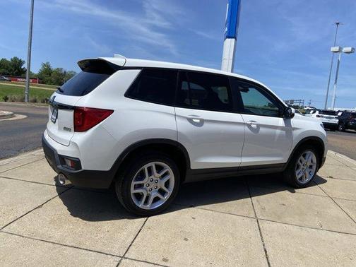 Platinum White Pearl 2025 Honda Passport EX-L