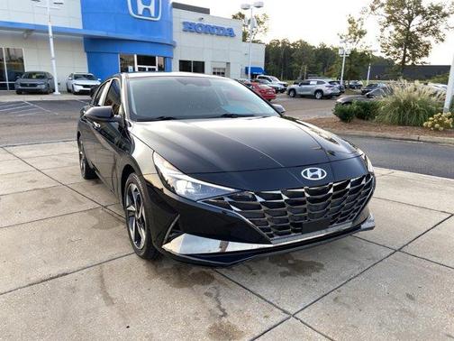 2022 Hyundai ELANTRA HEV Limited
