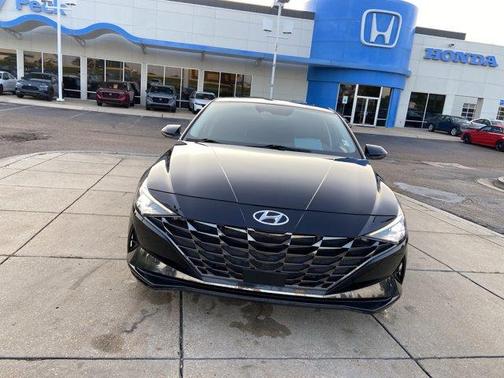 2022 Hyundai ELANTRA HEV Limited
