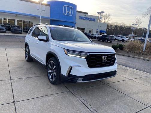 2023 Honda Pilot Touring