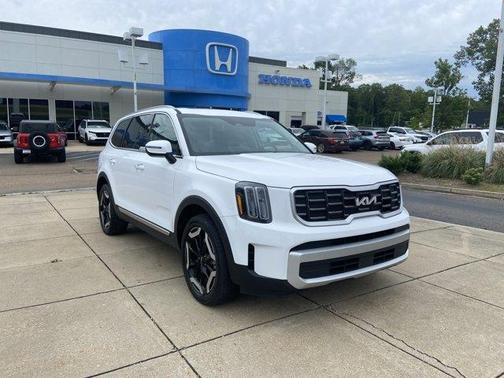 Glacial White Pearl 2025 Kia Telluride S