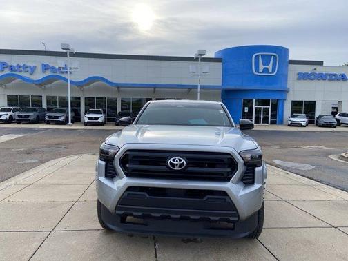 2025 Toyota Tacoma SR