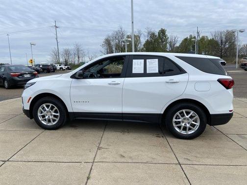 2023 Chevrolet Equinox LS