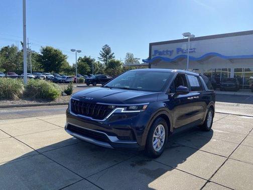 2024 Kia Carnival LX