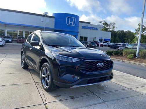 Black Metallic 2025 Ford Escape ST-Line