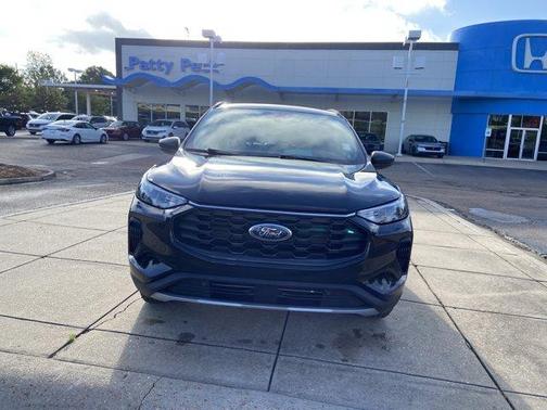 Black Metallic 2025 Ford Escape ST-Line