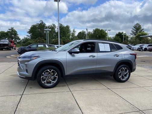 Cypress 2025 Chevrolet Trax LT