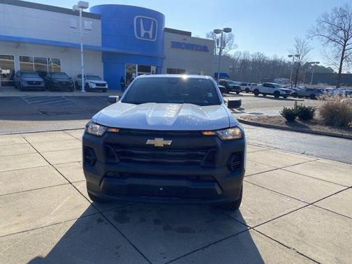 2024 Chevrolet Colorado WT