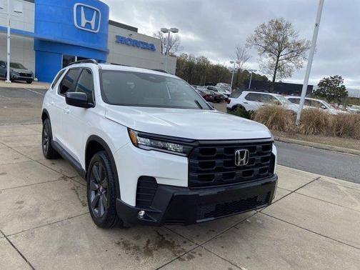 Platinum White Pearl 2026 Honda Pilot Sport