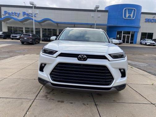 Pearl 2024 Toyota Grand Highlander LIMITED