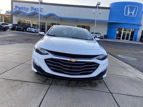 Summit White 2024 Chevrolet Malibu 1LS