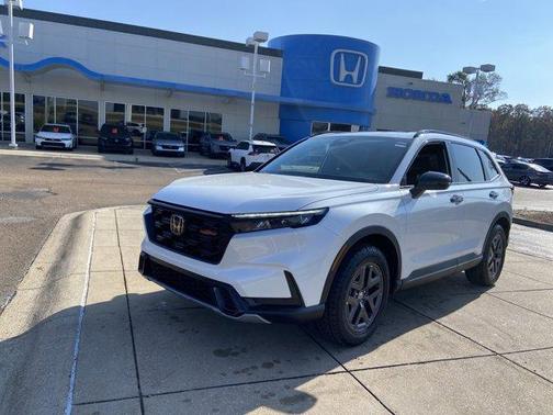 Platinum White Pearl 2026 Honda CR-V Hybrid TrailSport